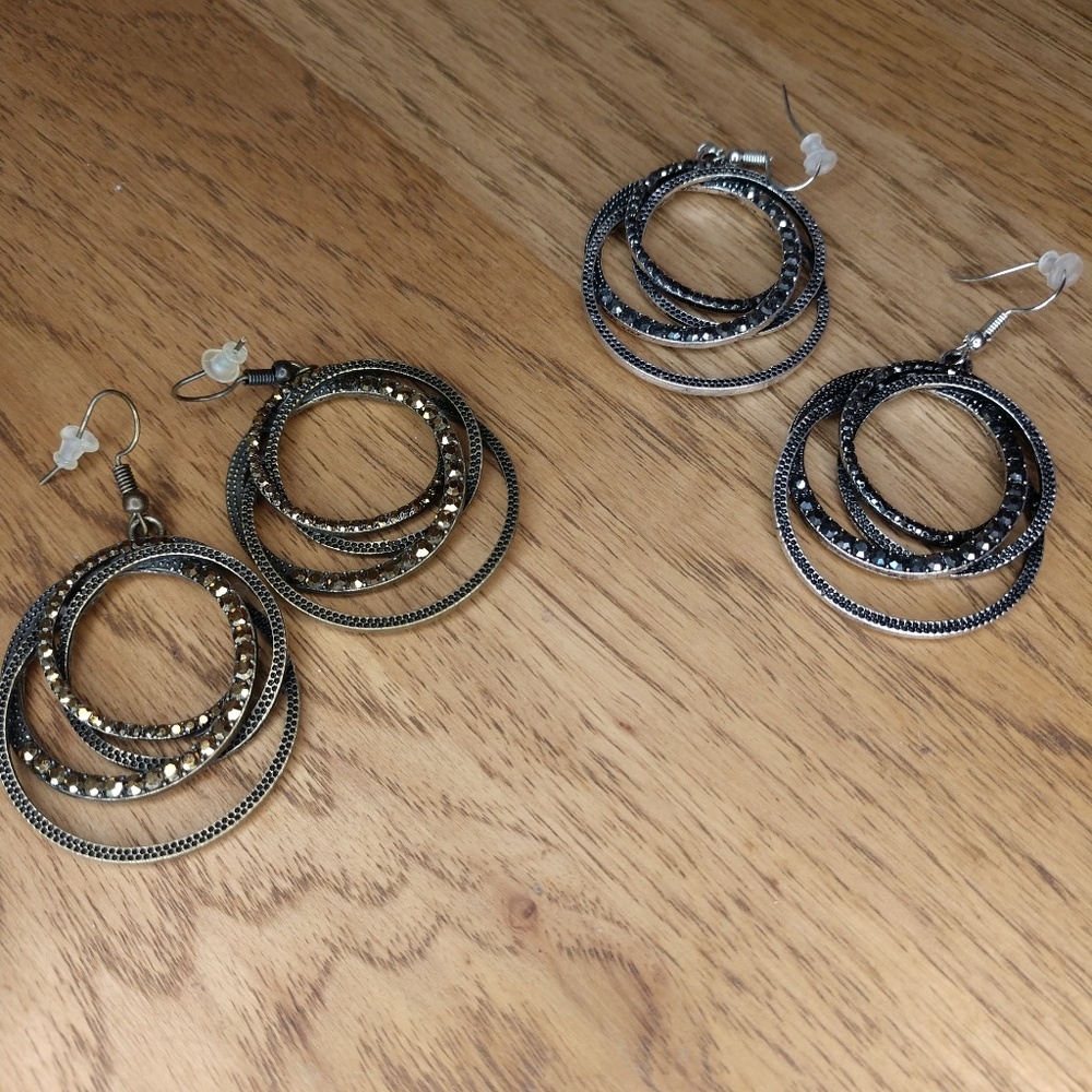 Circle earrings
